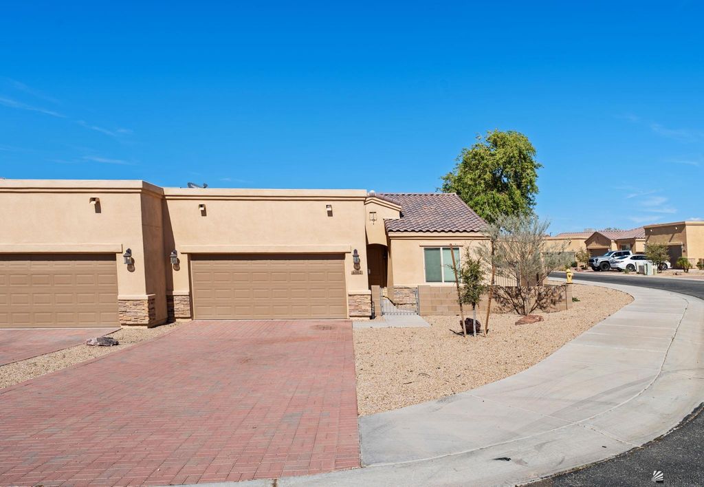 6162 E Solstice St, Yuma, AZ 85365