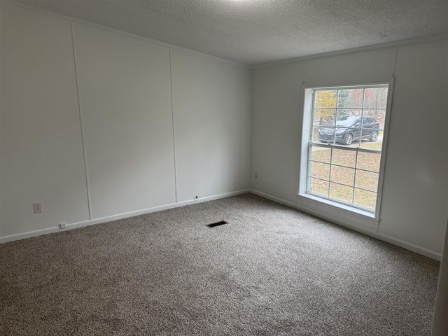 17250 Apache Trail, Howard City, MI 49329