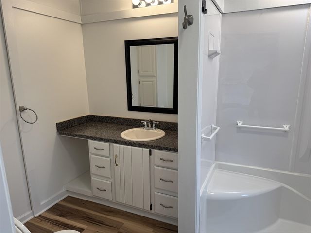 17250 Apache Trail, Howard City, MI 49329