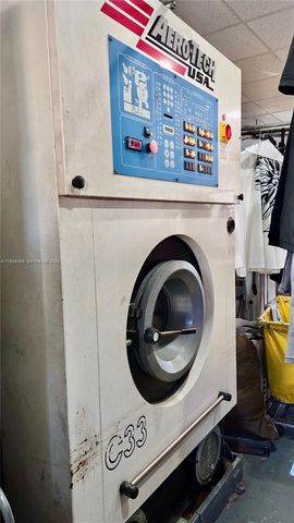 4222 W 16th Ave, Hialeah, FL 33012