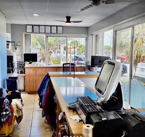 4222 W 16th Ave, Hialeah, FL 33012