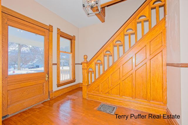 528 S Jefferson Street, Hastings, MI 49058