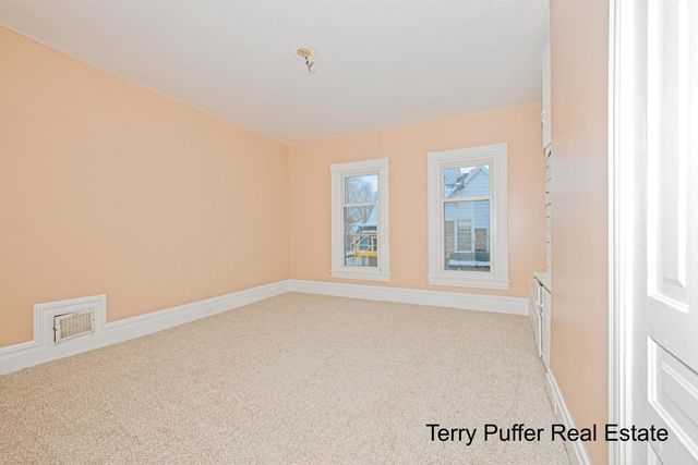 528 S Jefferson Street, Hastings, MI 49058