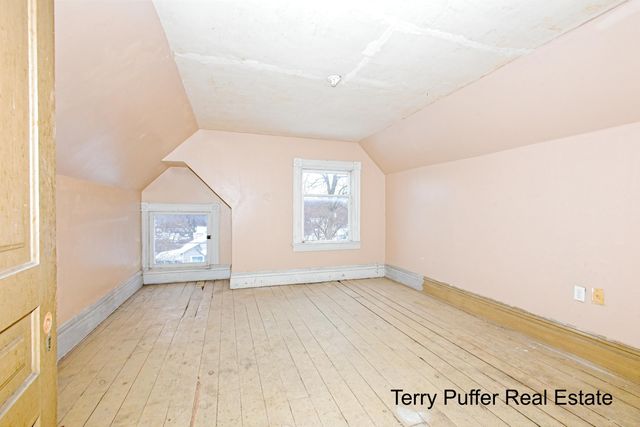 528 S Jefferson Street, Hastings, MI 49058