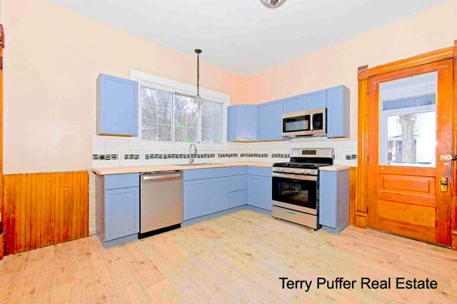 528 S Jefferson Street, Hastings, MI 49058