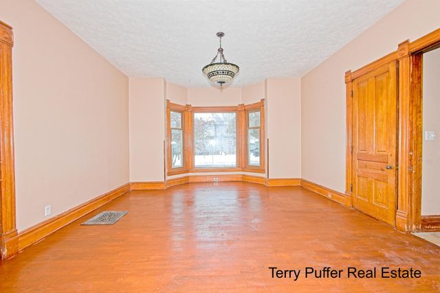 528 S Jefferson Street, Hastings, MI 49058