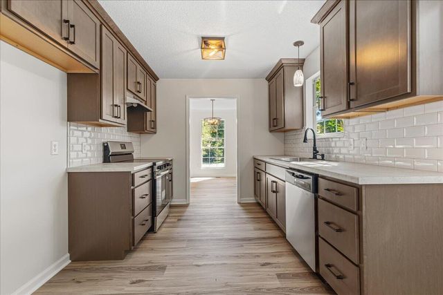 2613 Kenwood Drive, Athens, TN 37303
