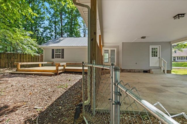 2613 Kenwood Drive, Athens, TN 37303
