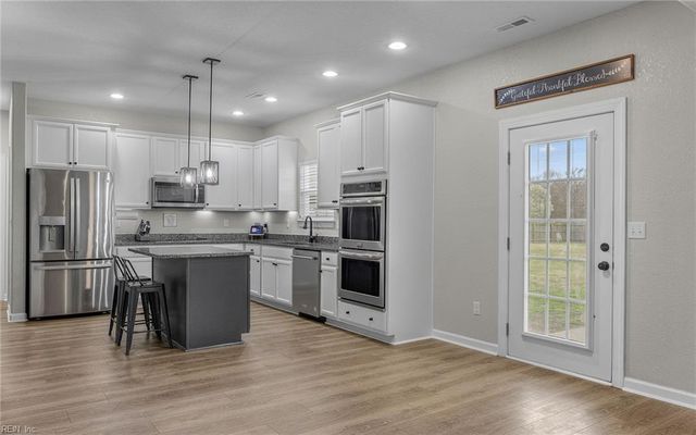 101 Derby DR, Moyock, NC 27958