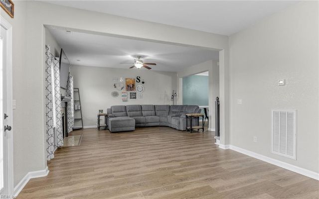 101 Derby DR, Moyock, NC 27958