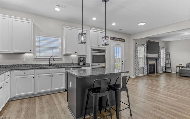 101 Derby DR, Moyock, NC 27958