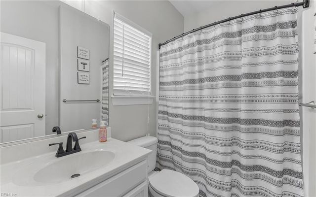 101 Derby DR, Moyock, NC 27958