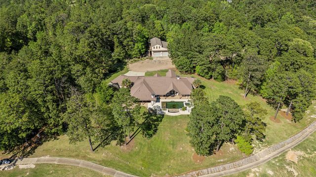 225 Mcgregor Drive, Brookeland, TX 75931