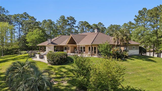 225 Mcgregor Drive, Brookeland, TX 75931