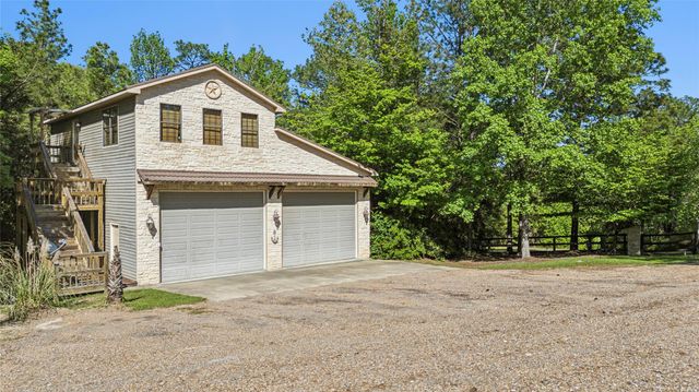 225 Mcgregor Drive, Brookeland, TX 75931