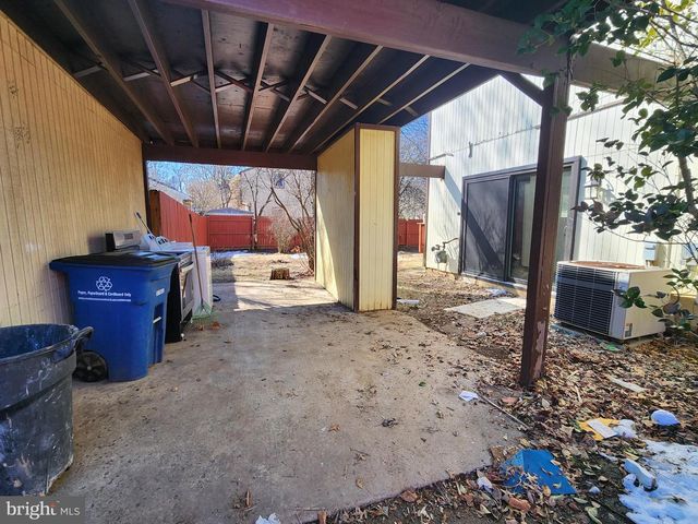 7616 LAYTONIA DR, Gaithersburg, MD 20877