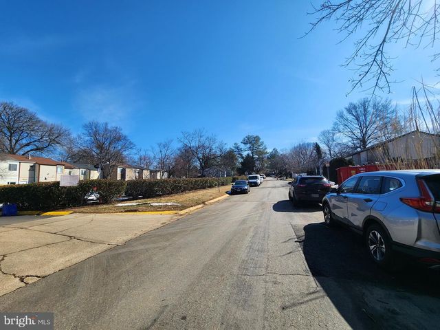 7616 LAYTONIA DR, Gaithersburg, MD 20877