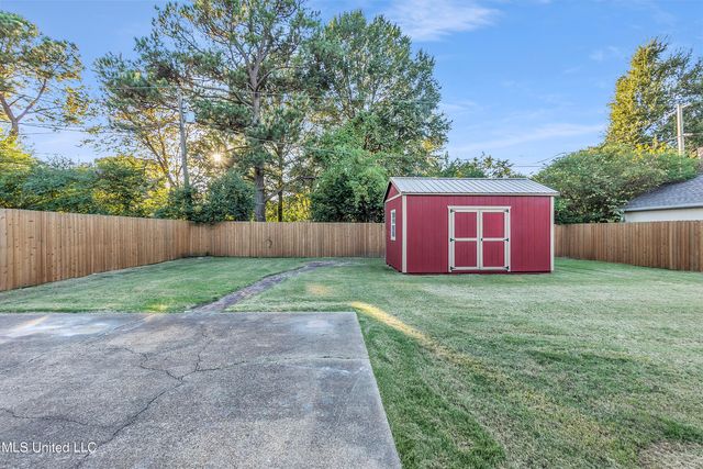 8493 Cedarbrush Drive, Southaven, MS 38671