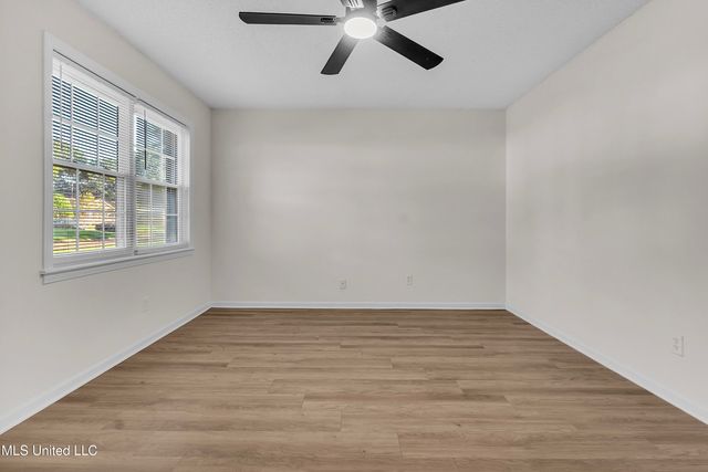 8493 Cedarbrush Drive, Southaven, MS 38671