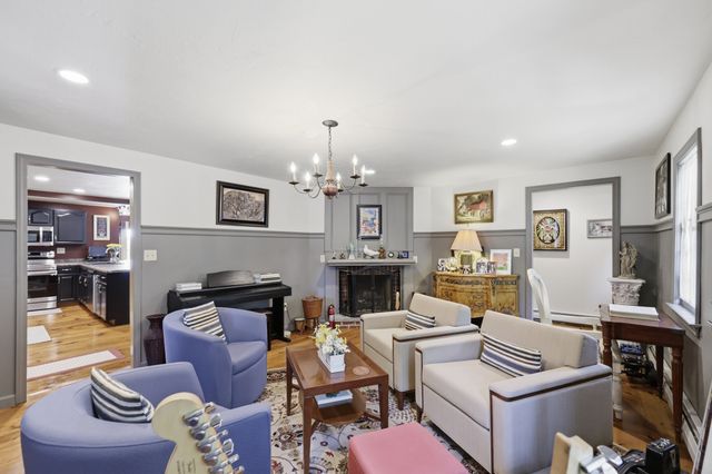 11 Betty, Auburn, MA 01501