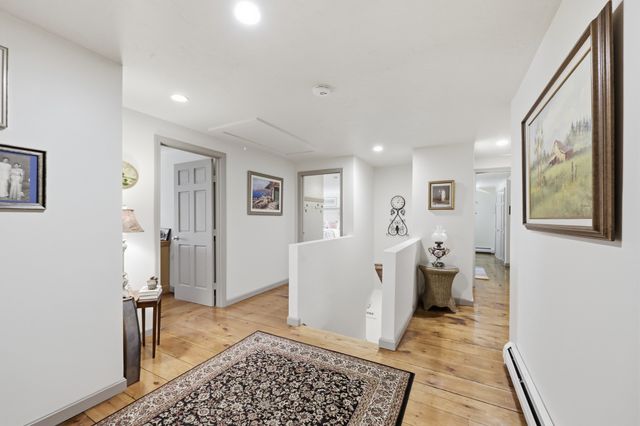 11 Betty, Auburn, MA 01501