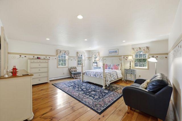 11 Betty, Auburn, MA 01501