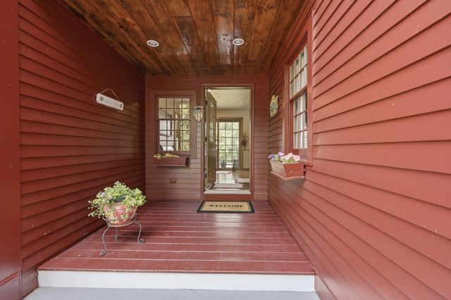 11 Betty, Auburn, MA 01501