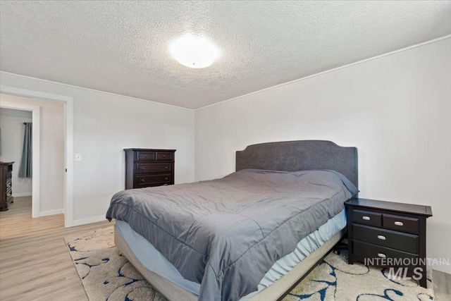 3433 N Manchester St, Boise, ID 83704