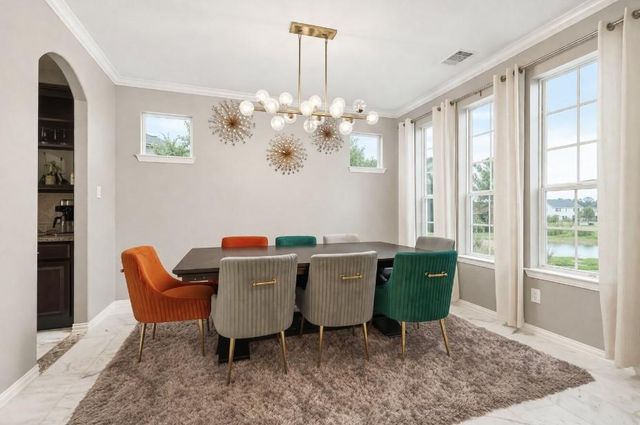 422 Honeysuckle Vine Dr, Rosenberg, TX 77469