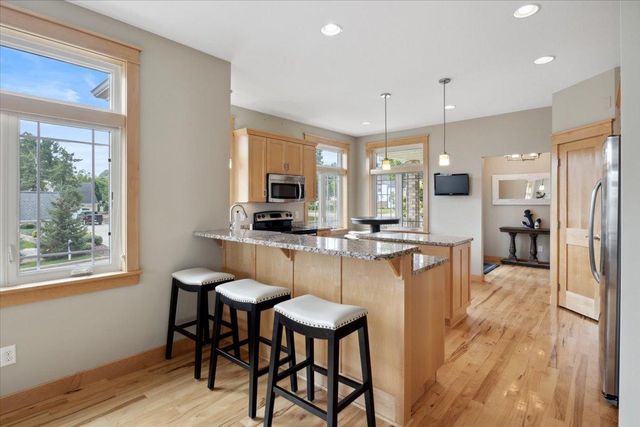 1329 S Oak Street, Lake City, MN 55041