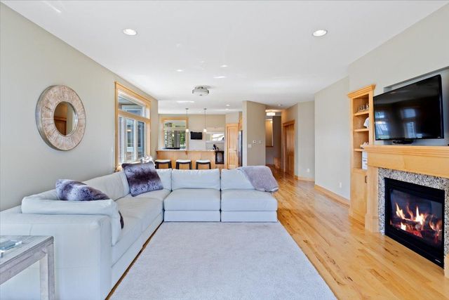 1329 S Oak Street, Lake City, MN 55041