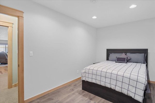 1329 S Oak Street, Lake City, MN 55041