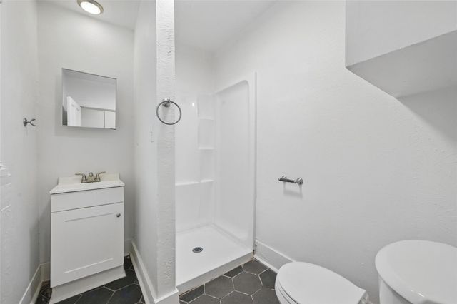 906 E Houston Street, Sherman, TX 75092