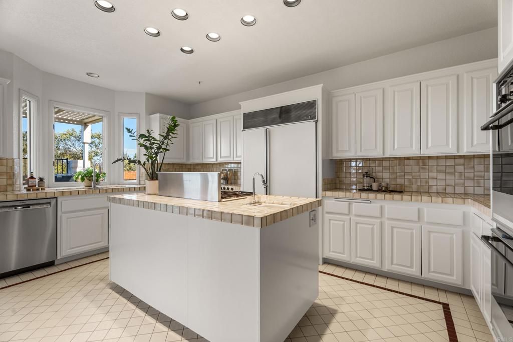 14250 Fox Run Row, San Diego, CA 92130 — photo 5