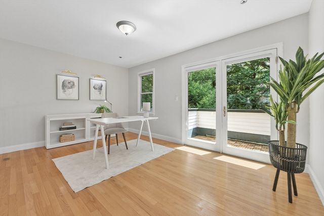 20 Pettee St 20, Newton, MA 02464