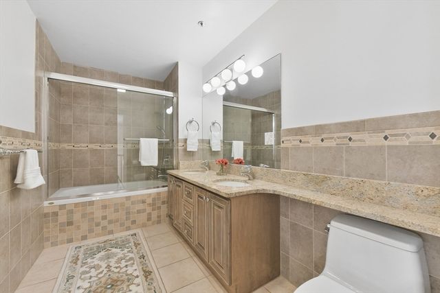 20 Pettee St 20, Newton, MA 02464