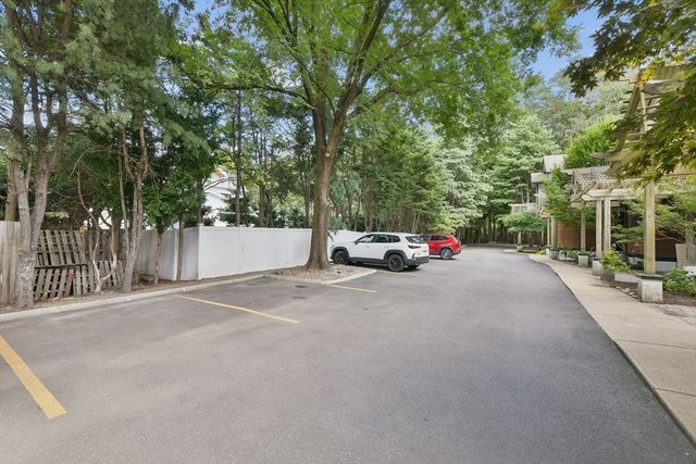 20 Pettee St 20, Newton, MA 02464