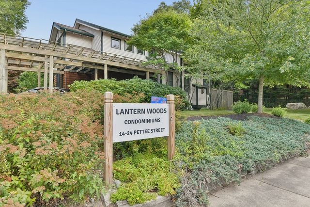 20 Pettee St 20, Newton, MA 02464