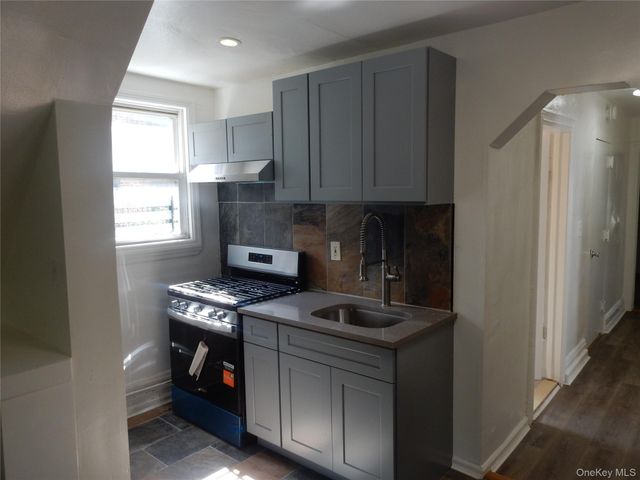271 S Fulton Avenue, Mount Vernon, NY 10550
