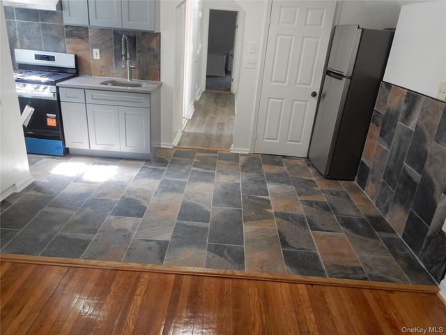 271 S Fulton Avenue, Mount Vernon, NY 10550