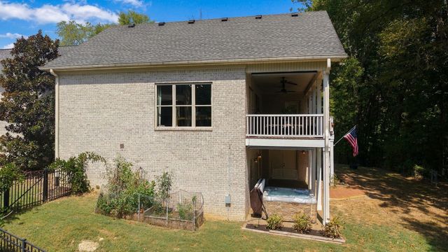 318 Cedar Hollow Ct, Lebanon, TN 37087