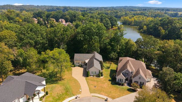 318 Cedar Hollow Ct, Lebanon, TN 37087