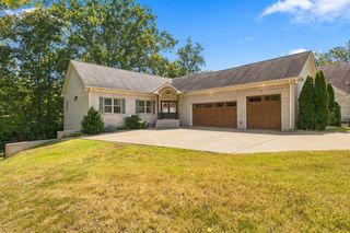 318 Cedar Hollow Ct, Lebanon, TN 37087