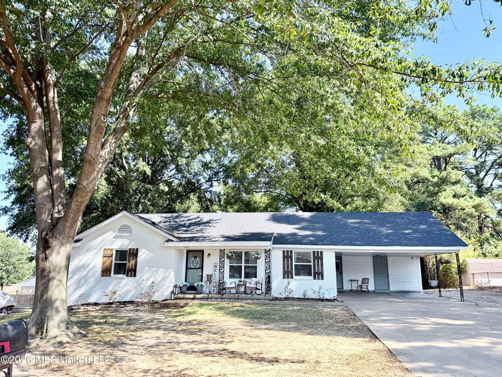 262 Sweetbriar Avenue, Hernando, MS 38632 — exterior