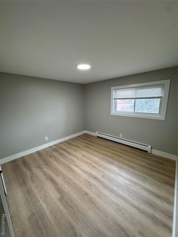 755 Coolidge Street 3, Plymouth, MI 48170