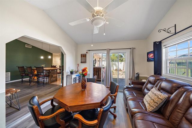 1056 HOPE STREET, Venice, FL 34285