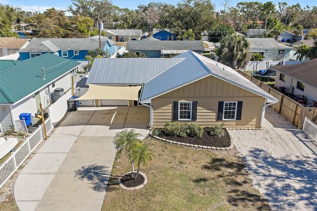 1056 HOPE STREET, Venice, FL 34285