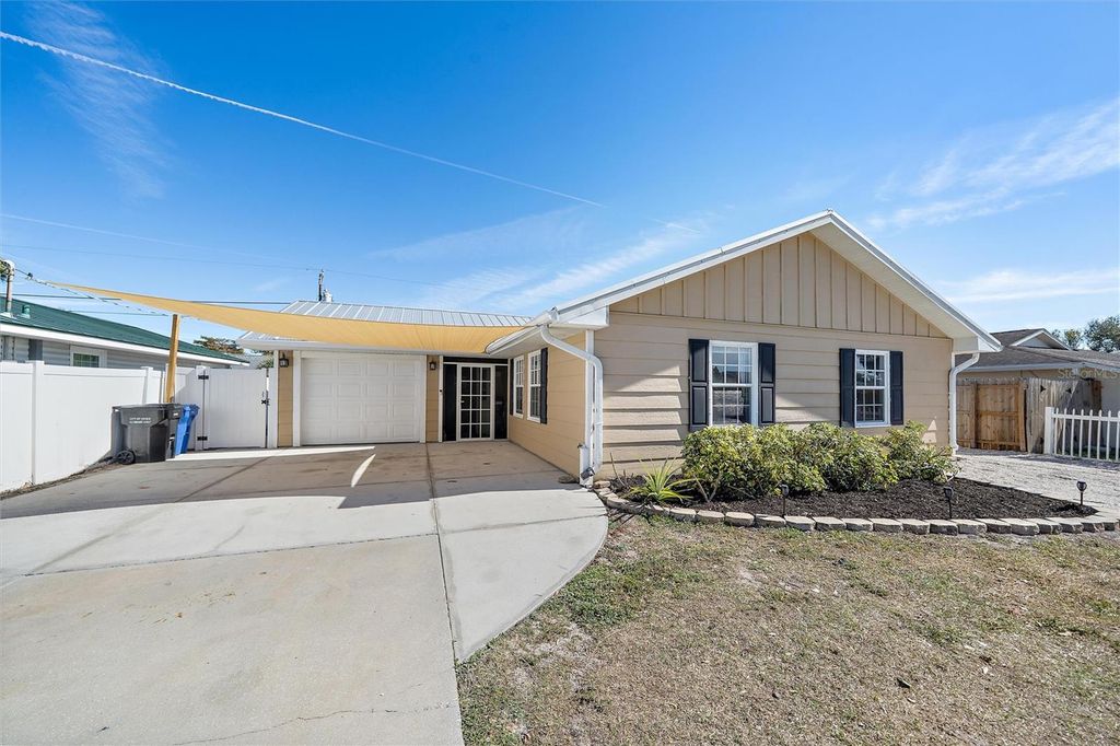 1056 HOPE STREET, Venice, FL 34285