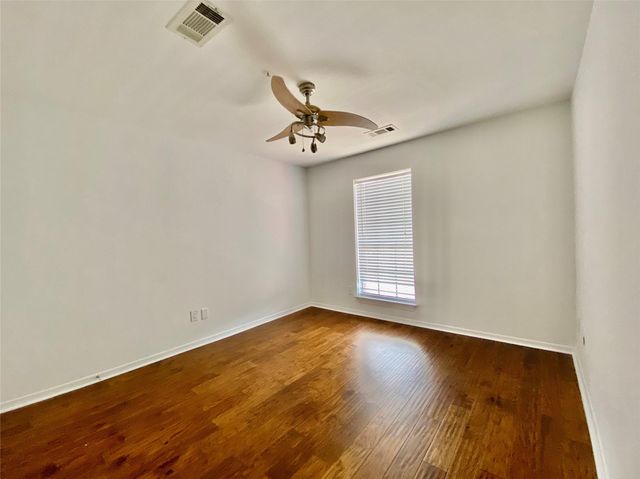 752 Augusta Drive 752, Houston, TX 77057