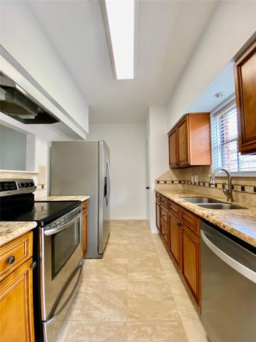 752 Augusta Drive 752, Houston, TX 77057